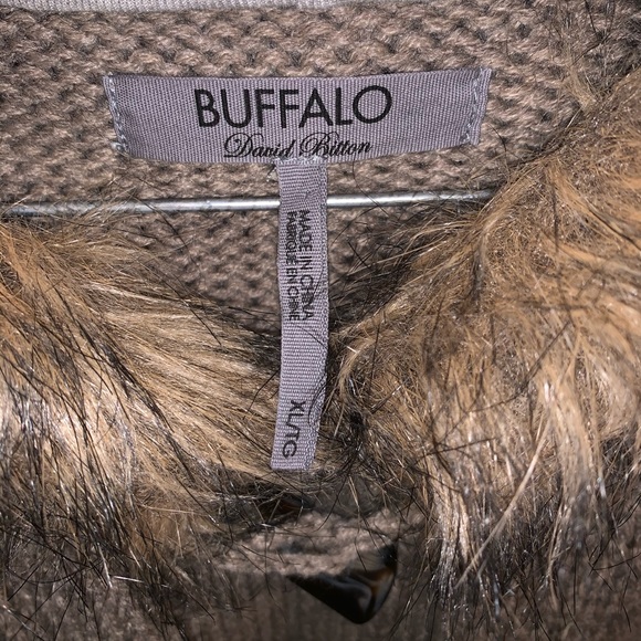 Fur hood button up cardigan jacket - Picture 3 of 3